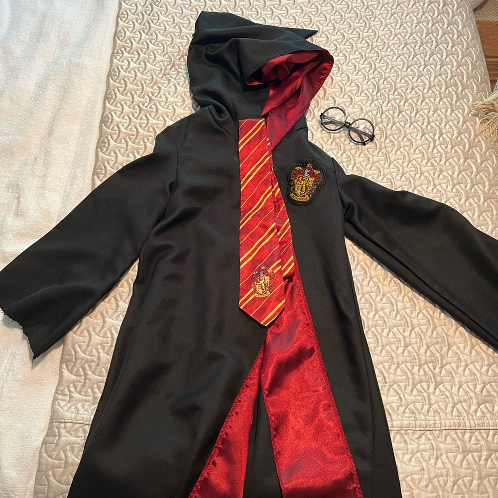 Kids Harry Potter Wizard Costume with Gryffindor Tie and Glasses